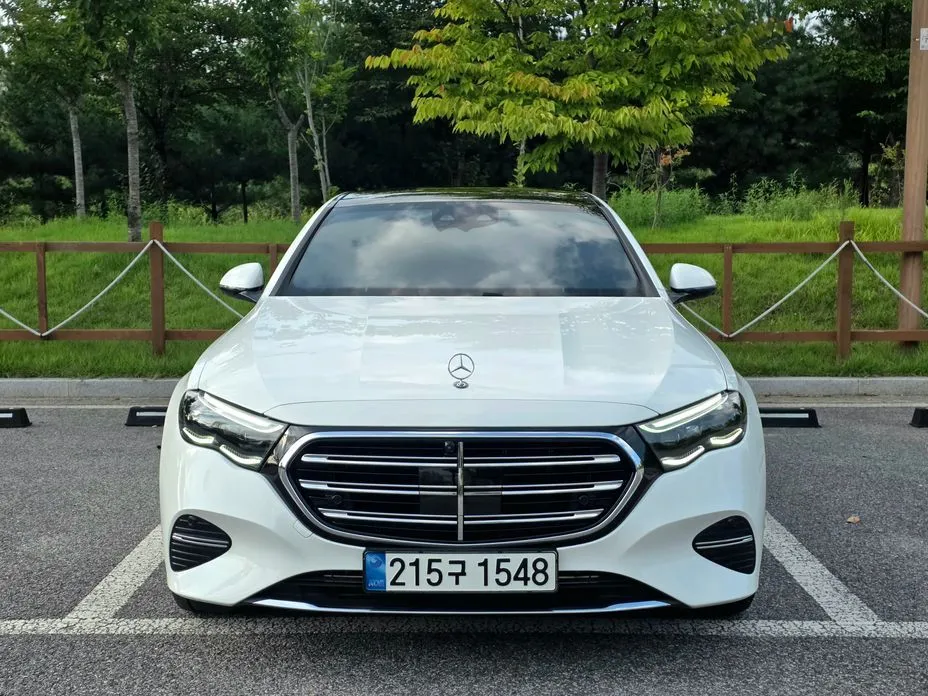 Mercedes-Benz E-Class — фото 1