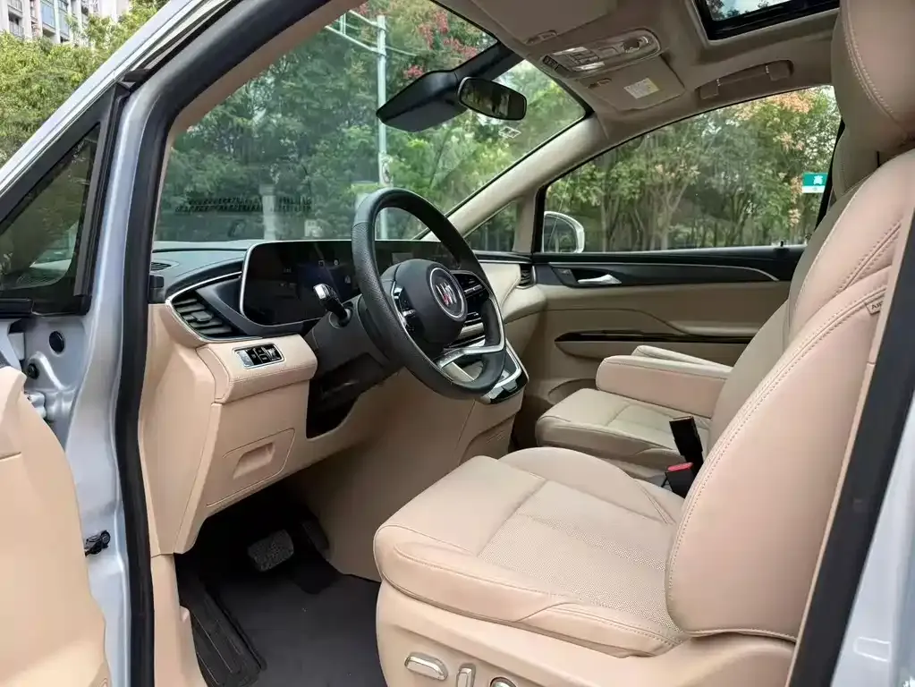 Buick GL8 Hybrid — фото 6