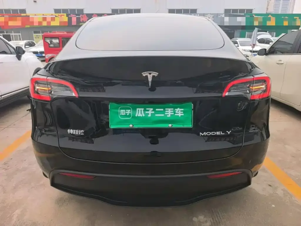 Tesla Model Y — фото 4