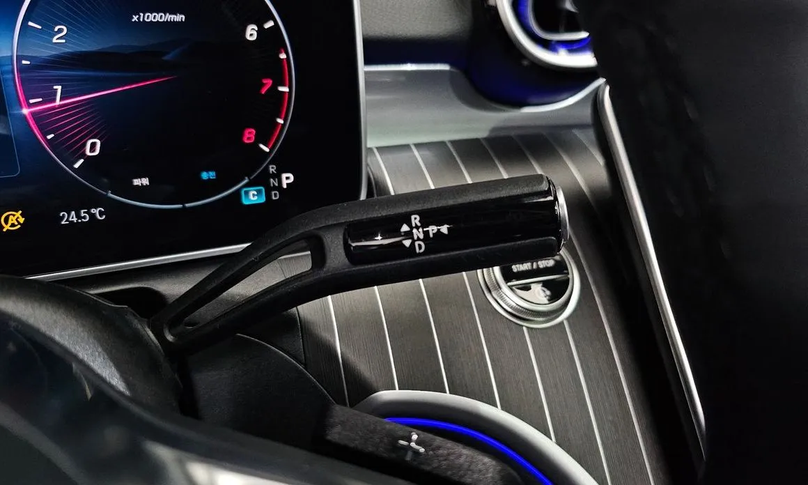 Mercedes-Benz C-Class — фото 7