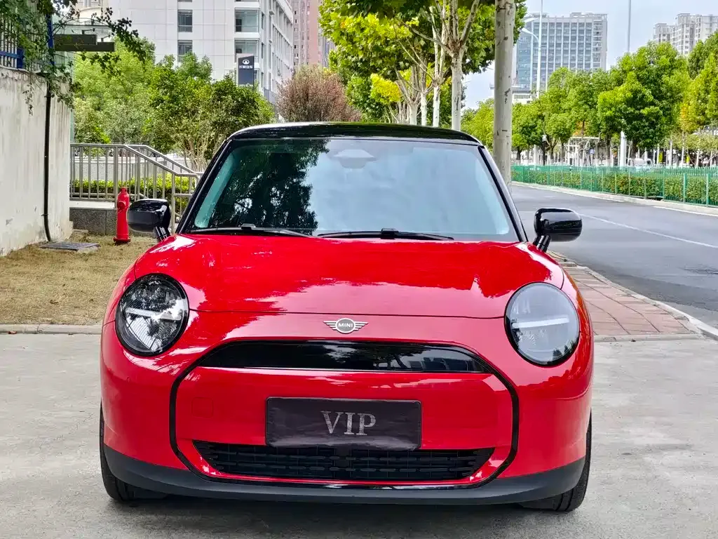 MINI Cooper EV — фото 2