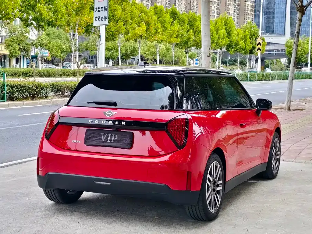 MINI Cooper EV — фото 5