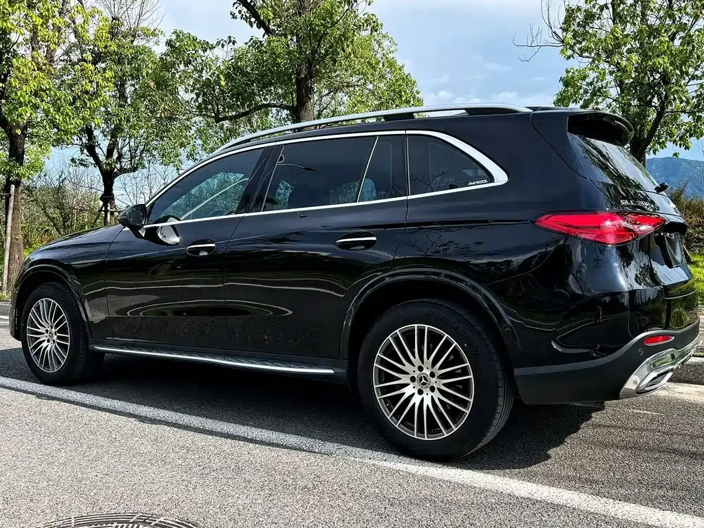 Mercedes-Benz GLC — фото 6