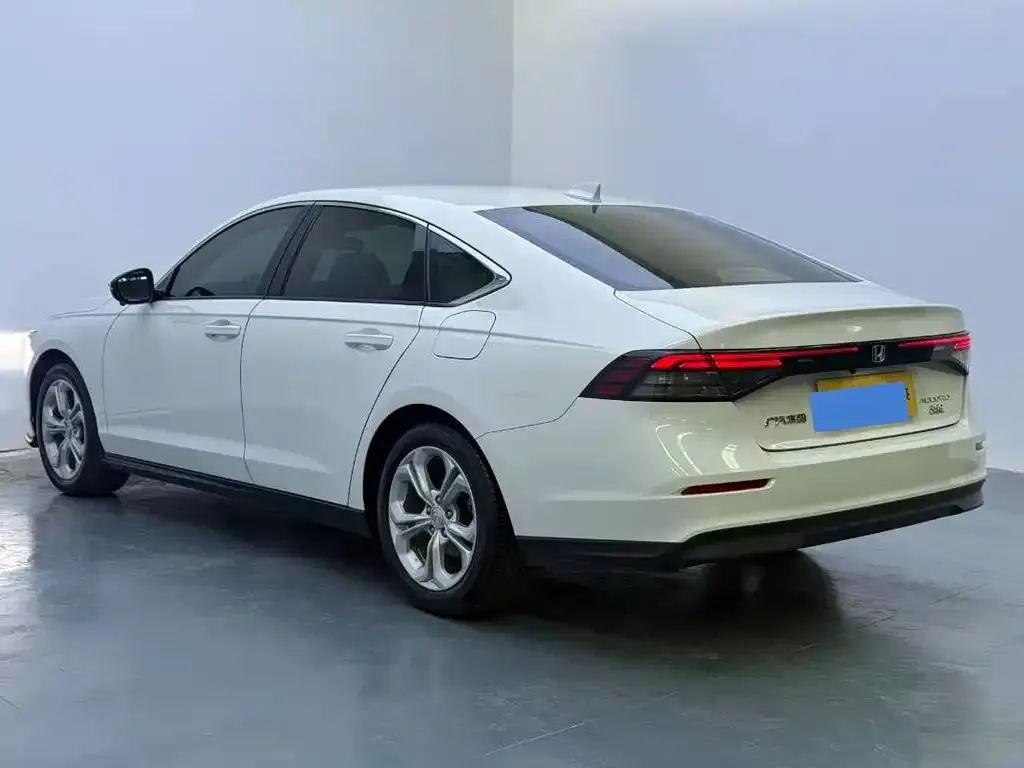 Honda Accord — фото 2