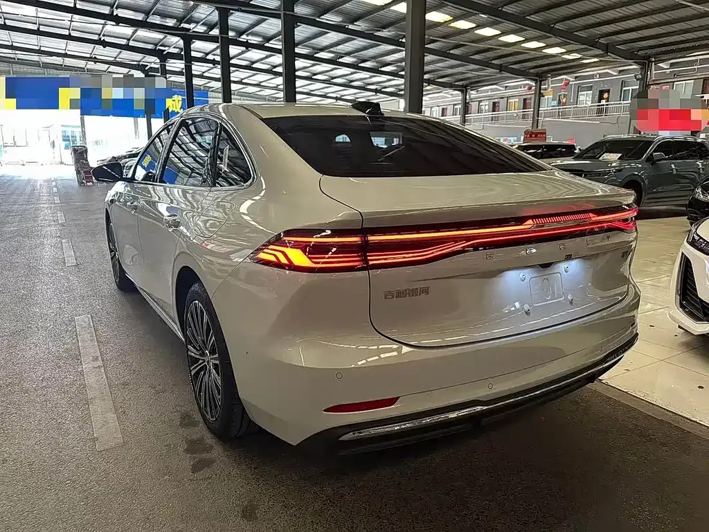 Geely Galaxy A7 EM — фото 9