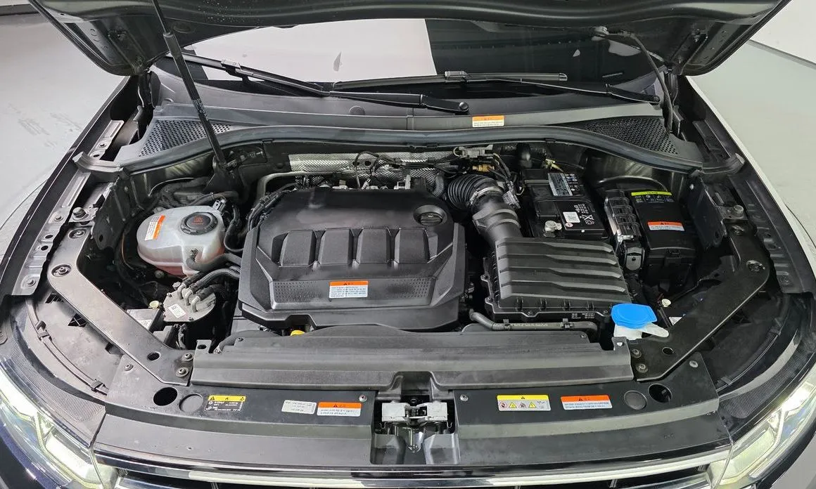 Volkswagen Tiguan — фото 9