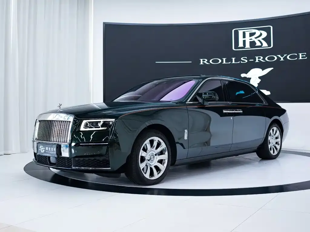 Rolls-Royce Ghost — фото 1