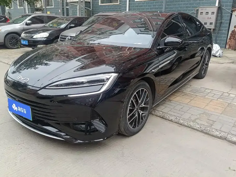BYD Seal — фото 1