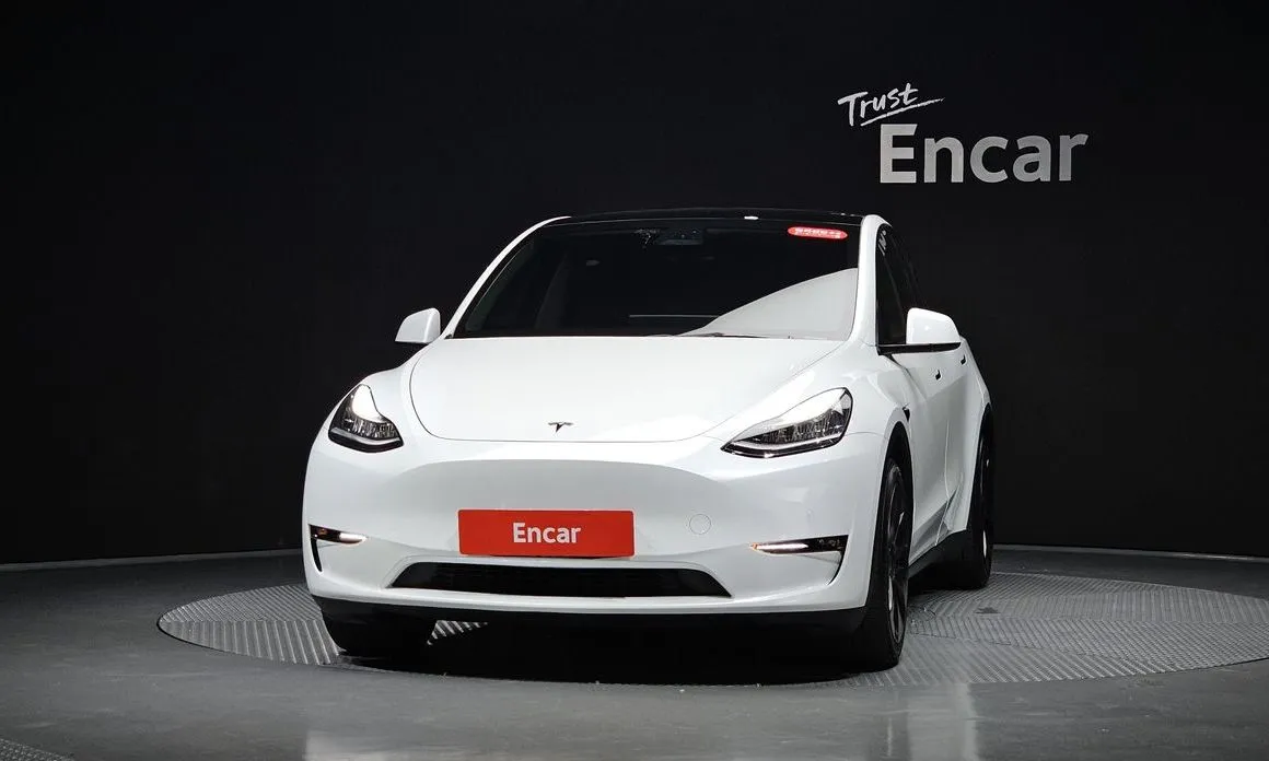 Tesla Model Y — фото 4