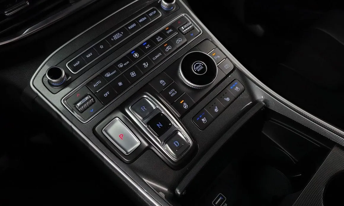 Hyundai Santafe — фото 6