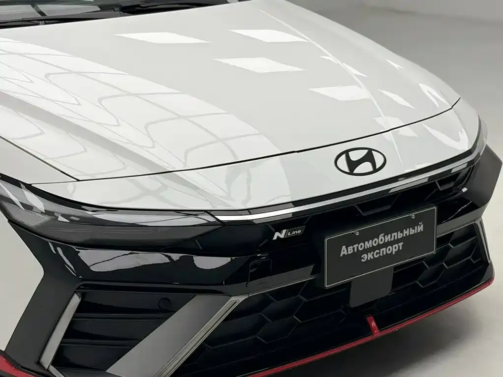 Hyundai Elantra — фото 4
