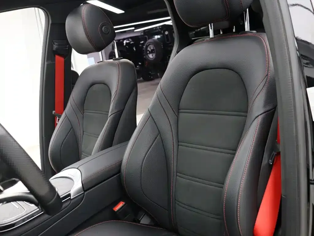 Mercedes-Benz GLC AMG — фото 10
