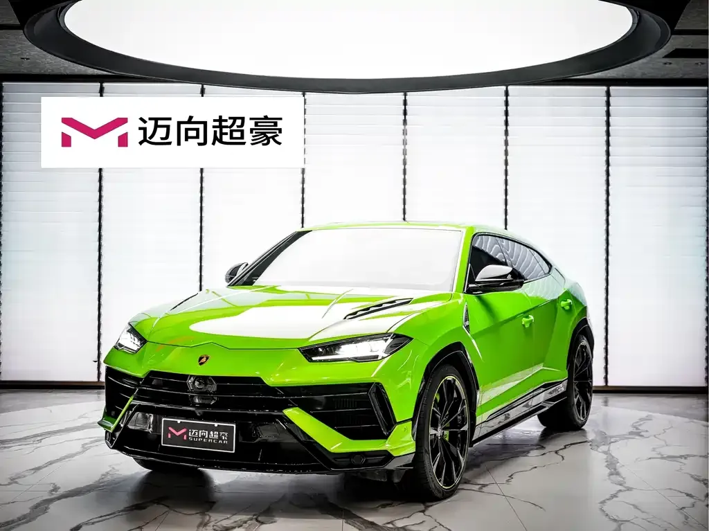 Lamborghini Urus — фото 1
