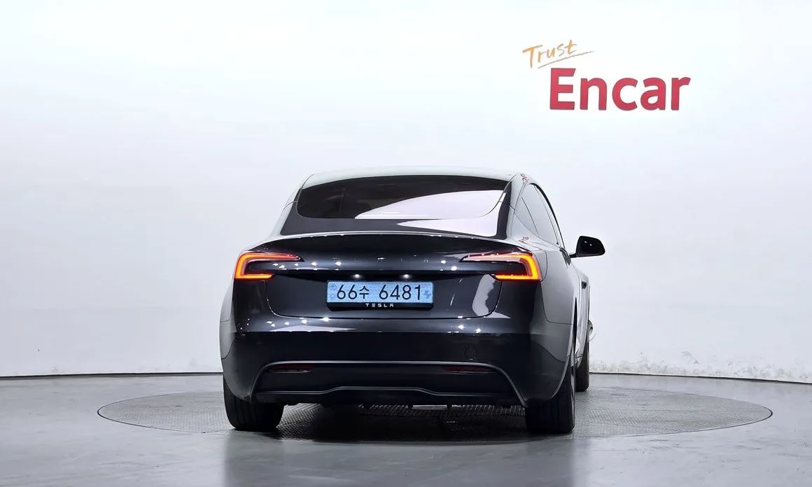 Tesla Model 3 — фото 2