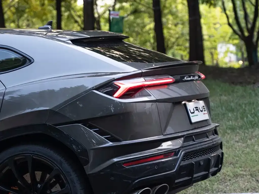Lamborghini Urus — фото 5