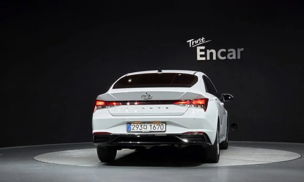 Hyundai AVANTE — фото 4