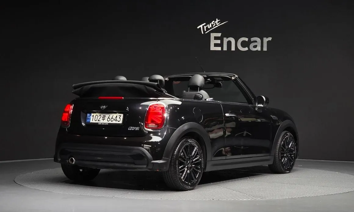Mini Cooper Convertible — фото 5