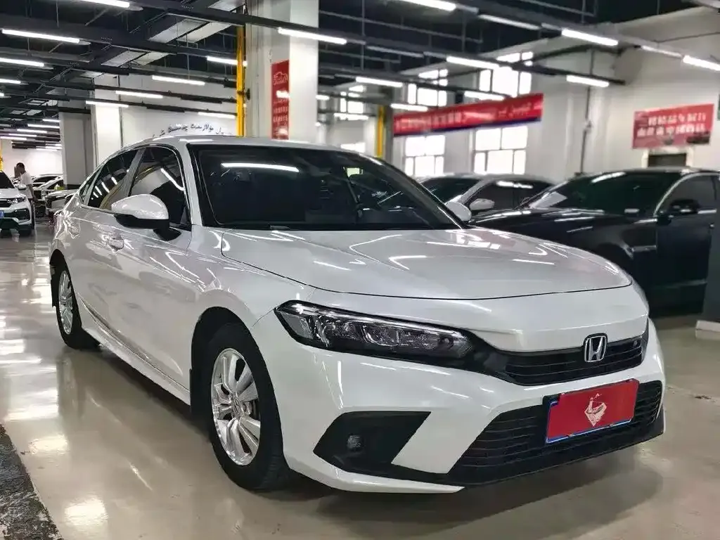 Honda Civic — фото 8