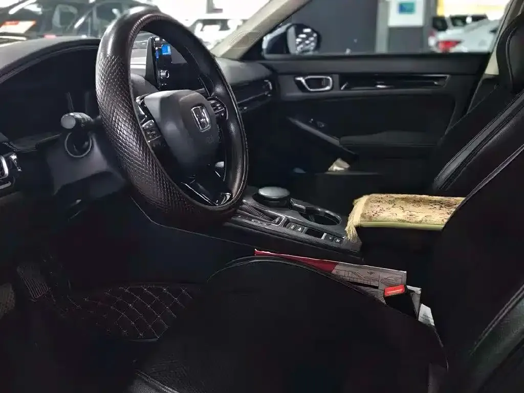 Honda Civic — фото 10