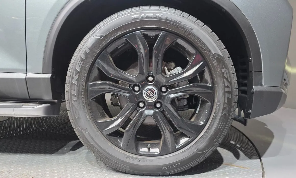 KG Mobility (Ssangyong) Rexton — фото 10
