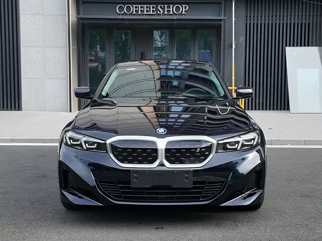 BMW i3 — фото 2
