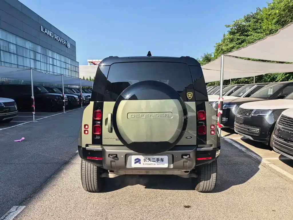 Land Rover Defender — фото 4