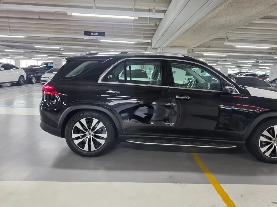 Mercedes-Benz GLE-Class — фото 4