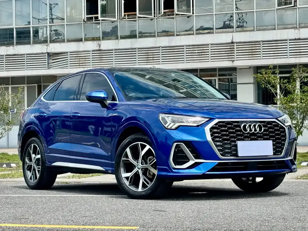 Audi Q3 Sportback — фото 9