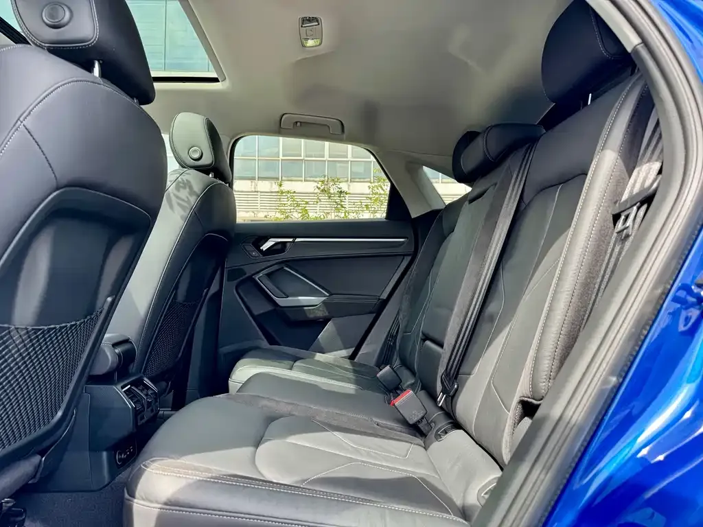 Audi Q3 Sportback — фото 5