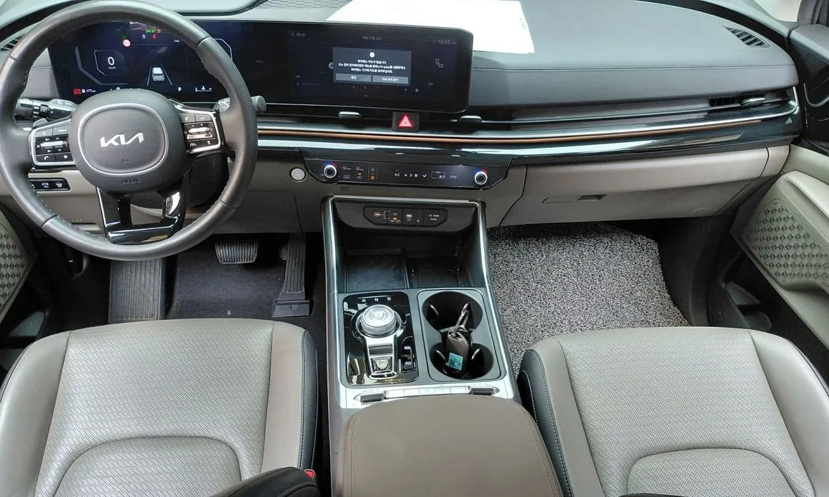 Kia Carnival — фото 10