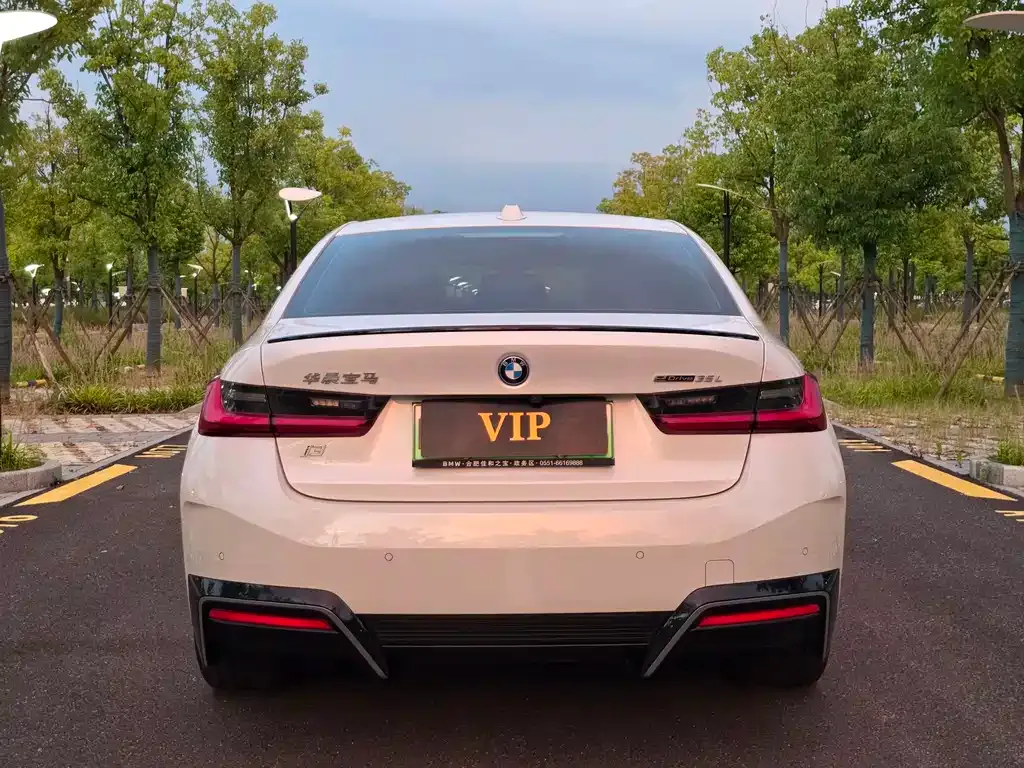 BMW i3 — фото 9
