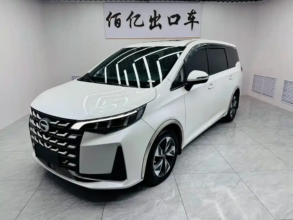 GAC Motor Trumpchi M6 — фото 1