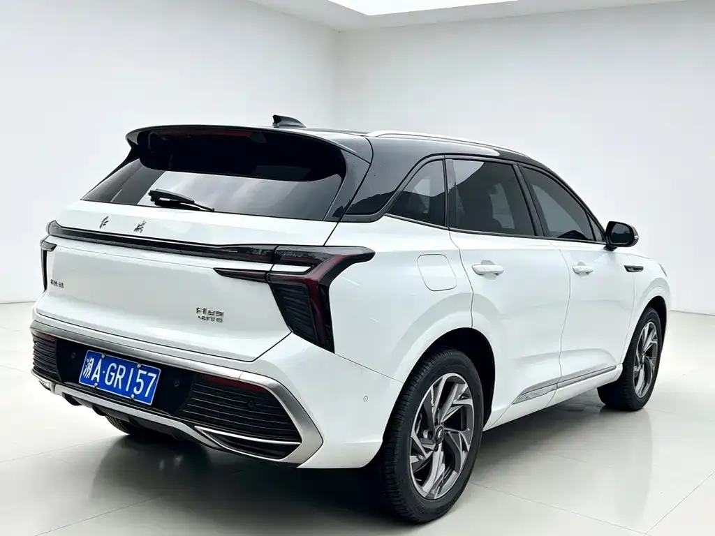 Hongqi HS3 — фото 4
