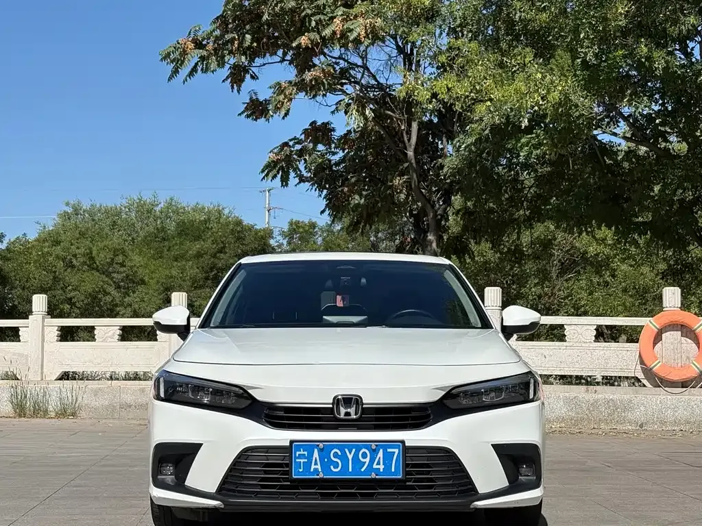 Honda Civic — фото 8