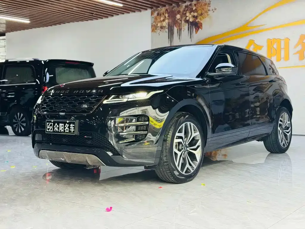 Land Rover Evoque — фото 1
