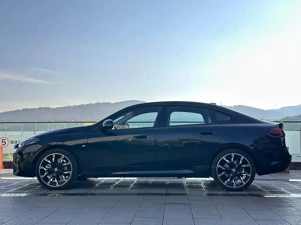 BMW 2 Series — фото 4