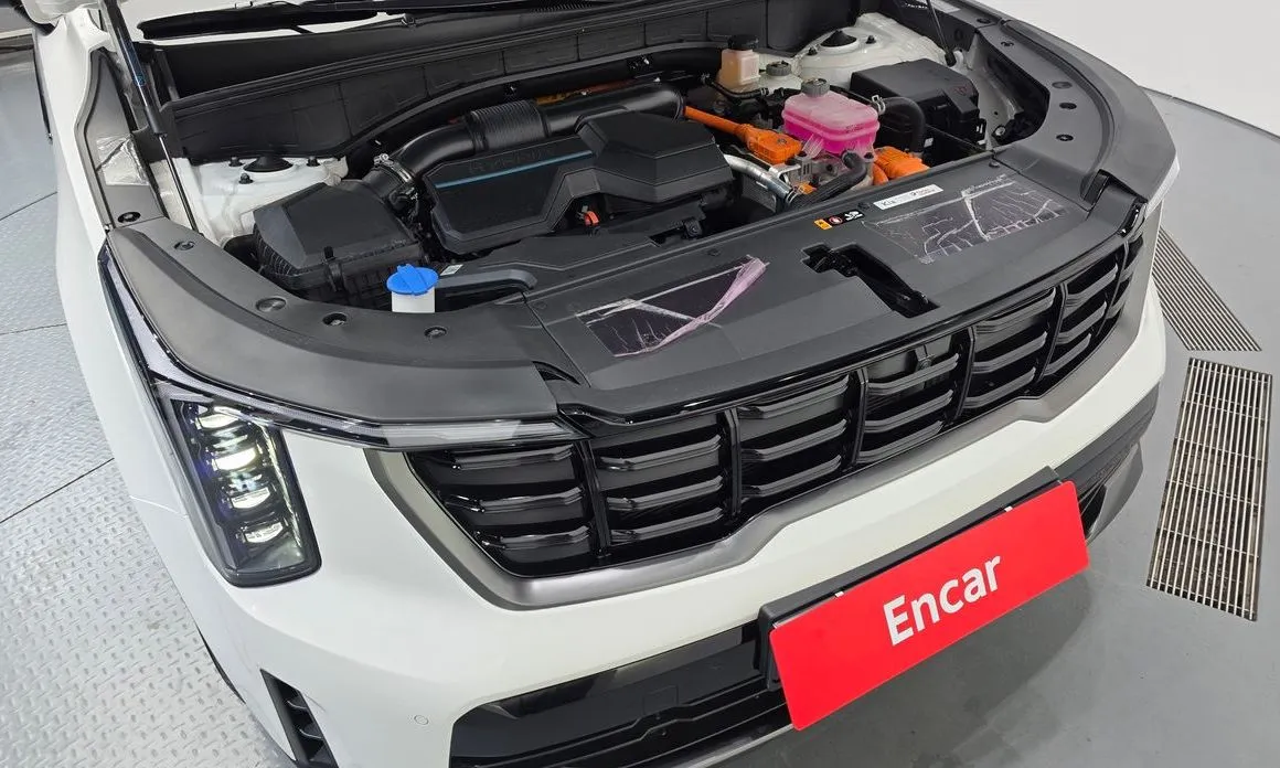 Kia Sorento — фото 8