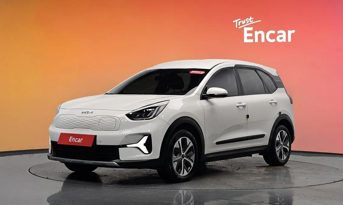 Kia Niro — фото 1