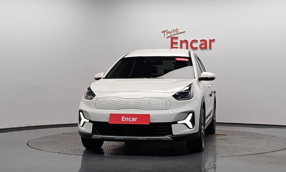 Kia Niro — фото 10