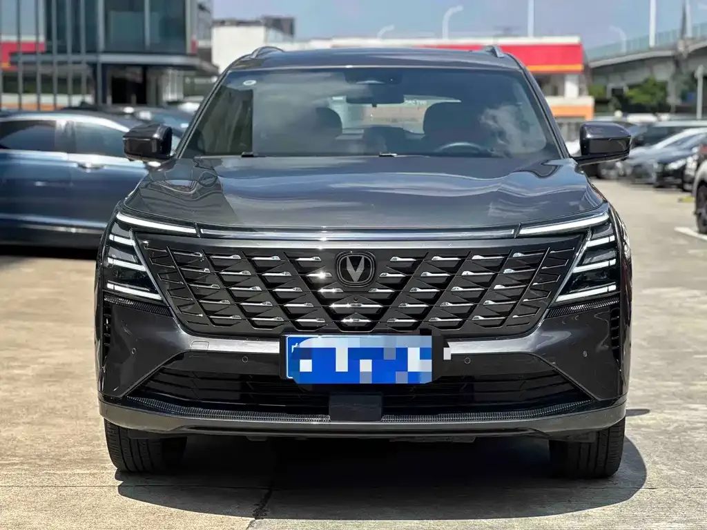 Changan CS75 PLUS — фото 2
