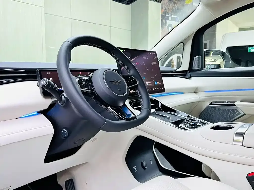 Geely Galaxy V900 — фото 2