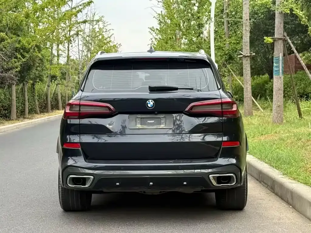BMW X5 (Import) — фото 5