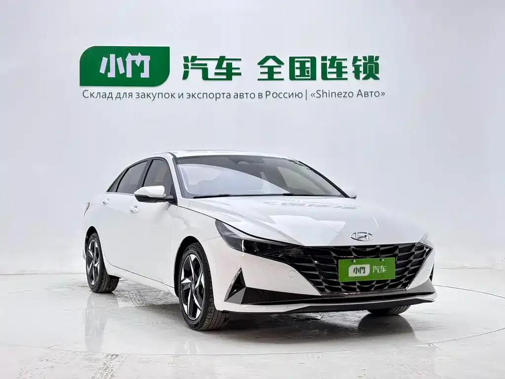 Hyundai Elantra — фото 5