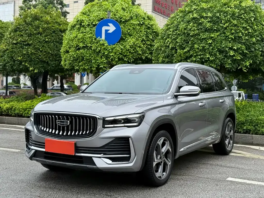 Geely Xingyue L — фото 1
