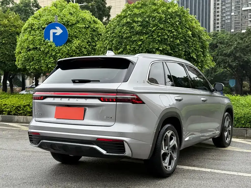 Geely Xingyue L — фото 10