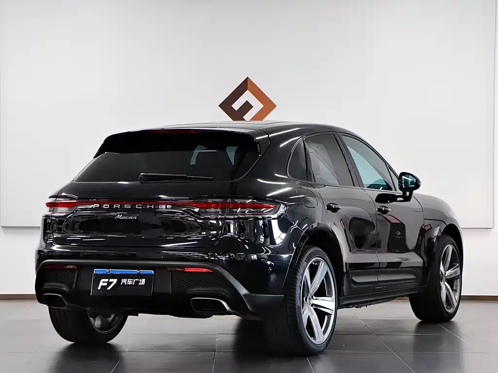 Porsche Macan — фото 4