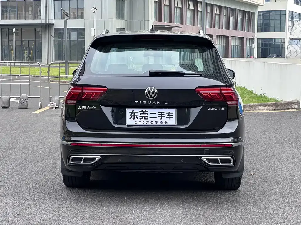 Volkswagen Tiguan L — фото 9