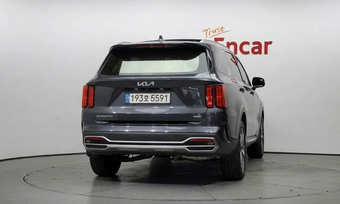 Kia Sorento — фото 6