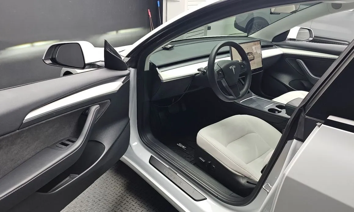 Tesla Model 3 — фото 2