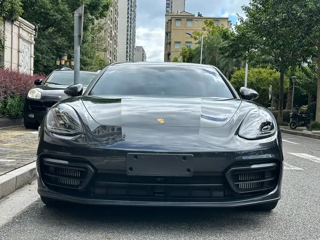 Porsche Panamera — фото 10